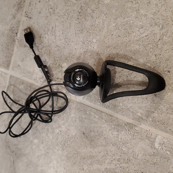 Plug & play Logitech Webcam - Picture 1 of 3